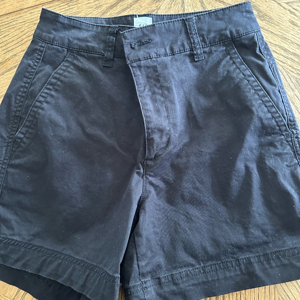 GAP Women's Flat Front Shorts